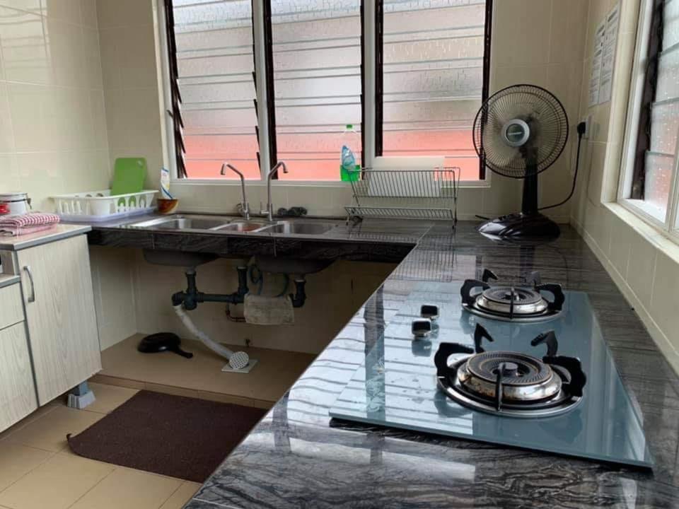 Bj Villa Homestay Kuala Terengganu Zewnętrze zdjęcie